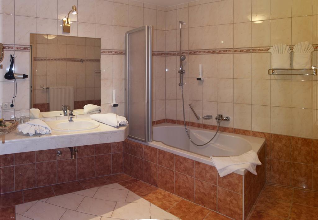 Hotel Erlenhof Kotschach-Mauthen Zewnętrze zdjęcie